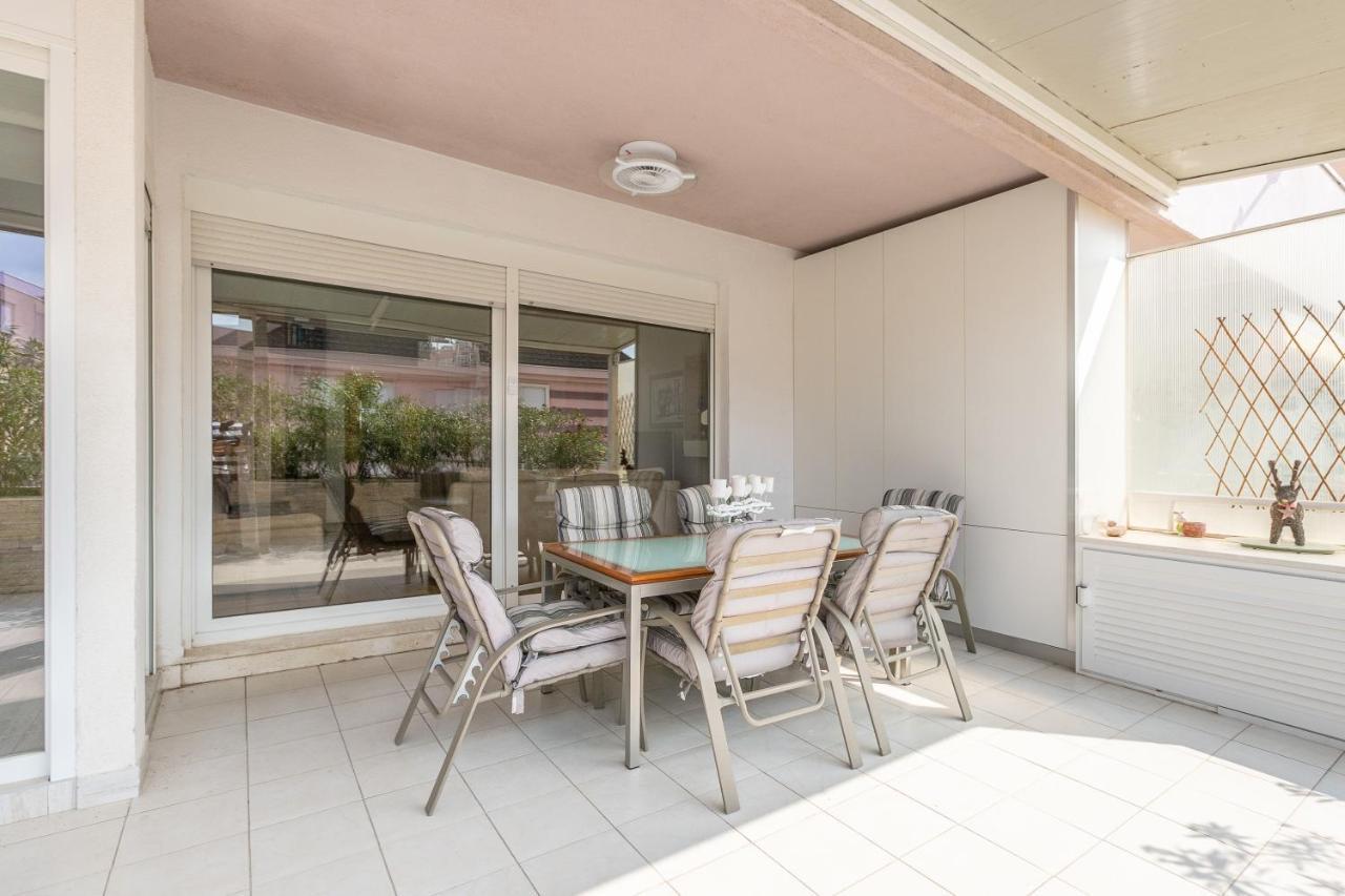 Apartment Relax Whit Big Terrace 170M2 Near The Beach Split Eksteriør bilde